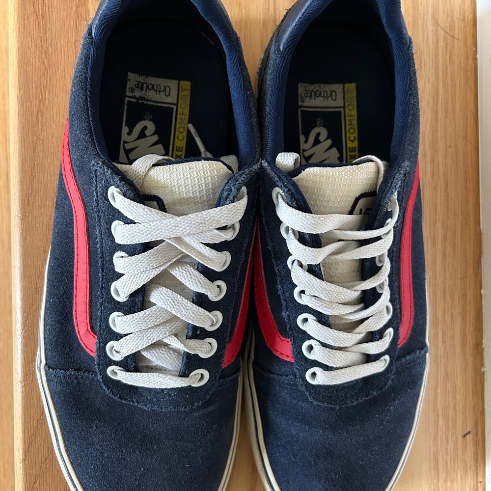 Vans Men's Sneakers in Navy and Red - Swede navy with leather Van logo